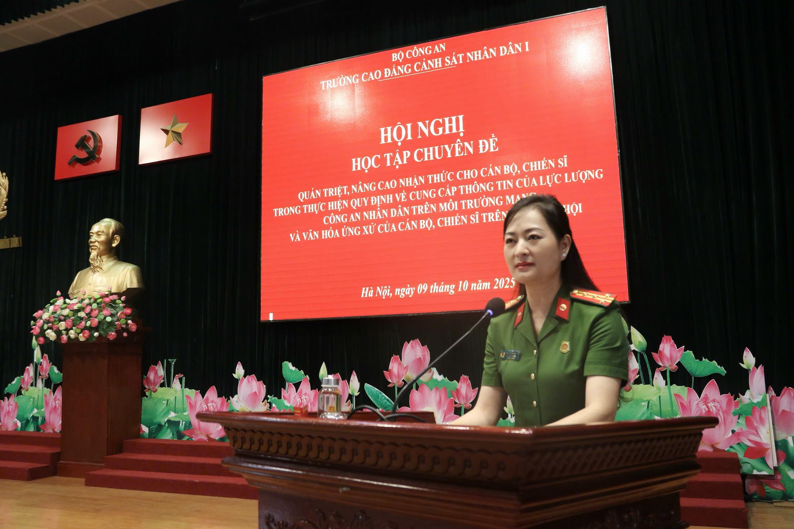 Hội nghị học tập chuyên đề  “Quán triệt, nâng cao nhận thức cho cán bộ, chiến sĩ trong thực hiện Quy định về cung cấp thông tin của lực lượng Công an nhân dân trên môi trường mạng và văn hóa ứng xử của cán bộ, chiến sĩ trên mạng xã hội”