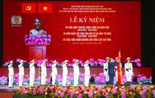 CÔNG AN NHÂN DÂN “KỶ LUẬT NHẤT - TRUNG THÀNH NHẤT – GẦN DÂN NHẤT”, GÓP PHẦN THỰC HIỆN THẮNG LỢI CÁC MỤC TIÊU CHIẾN LƯỢC CỦA ĐẢNG