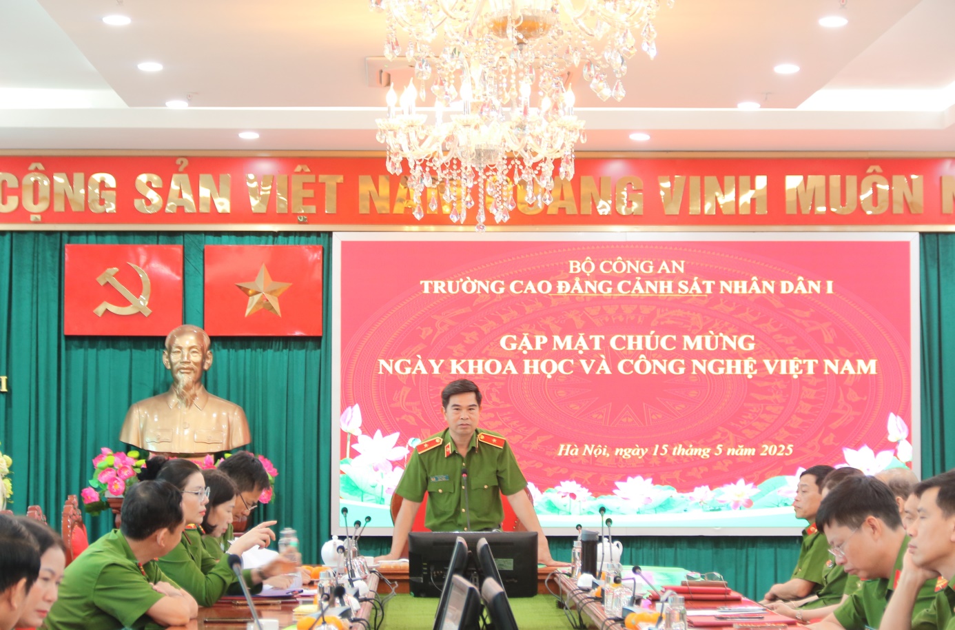 Gặp mặt chúc mừng ngày Khoa học và Công nghệ Việt Nam