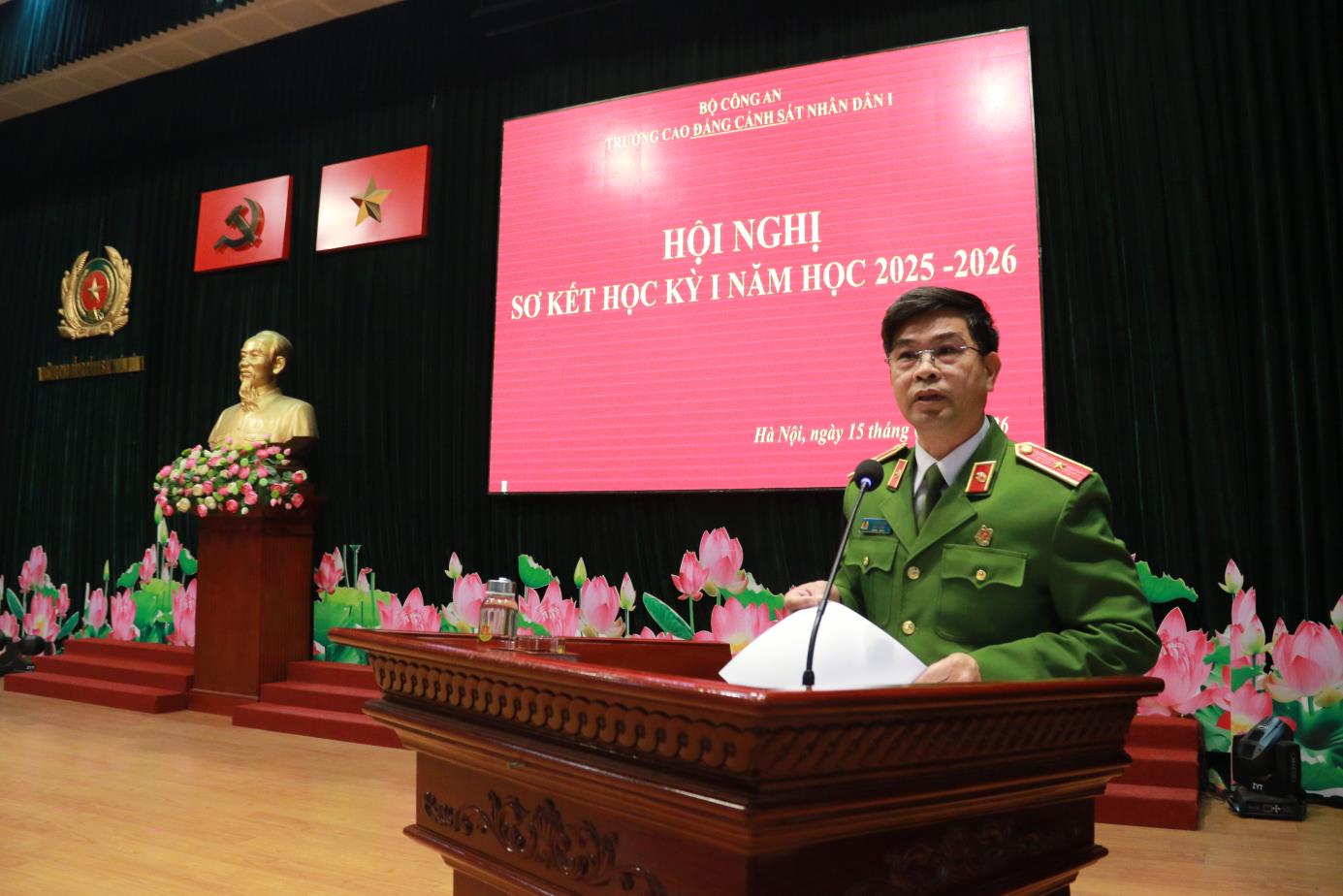 Hội nghị sơ kết công tác Đảng, sơ kết Học kỳ I năm học 2025-2026