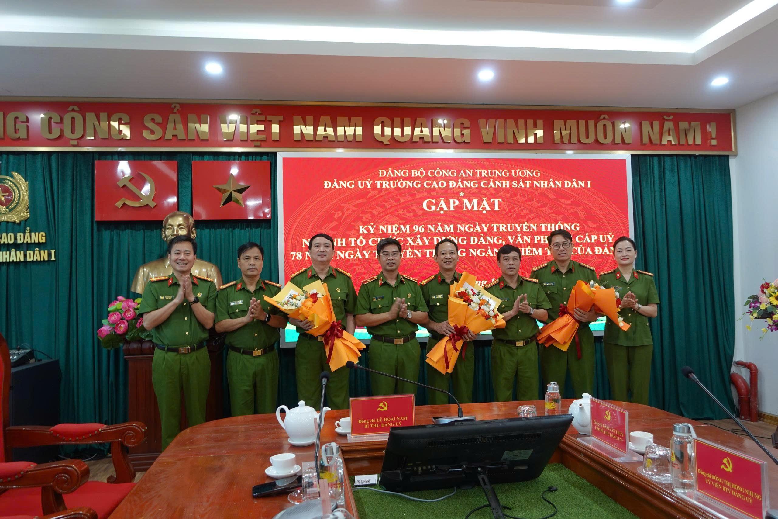 Trường Cao đẳng Cảnh sát nhân dân I gặp mặt kỷ niệm ngày truyền thống ngành Tổ chức xây dựng Đảng, ngành Kiểm tra Đảng và Văn phòng cấp ủy