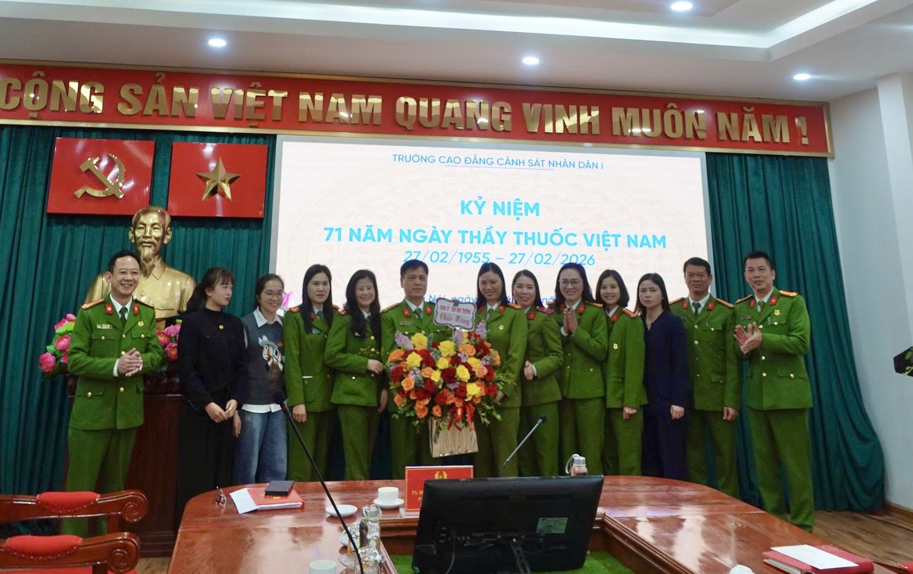 Gặp mặt chúc mừng 71 năm Ngày Thầy thuốc Việt nam (27/02/1955 - 27/02/2026)