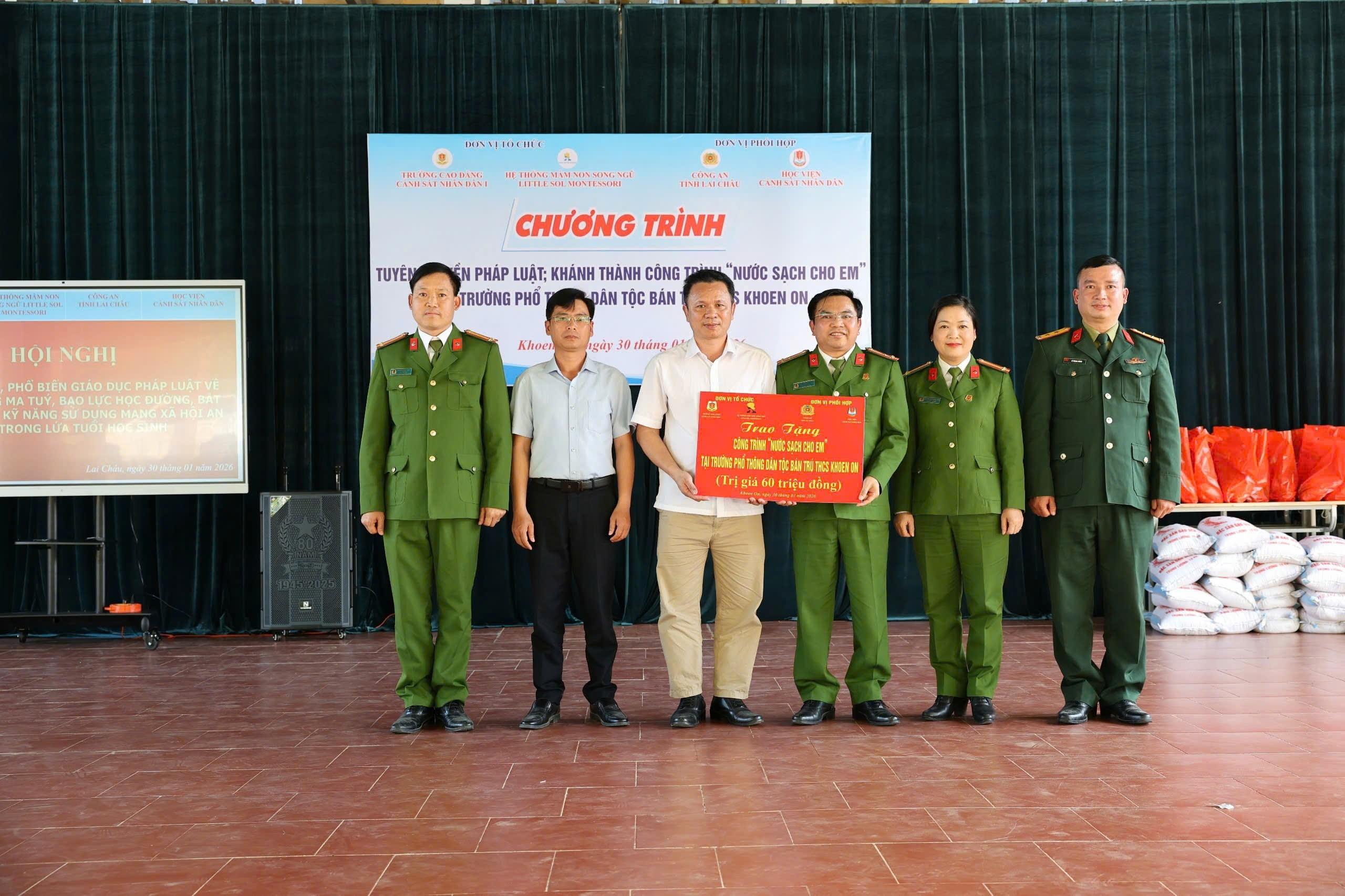 Trường Cao đẳng CSND I tuyên truyền pháp luật, trao tặng các công trình an sinh xã hội tại xã Khoen On, tỉnh Lai Châu