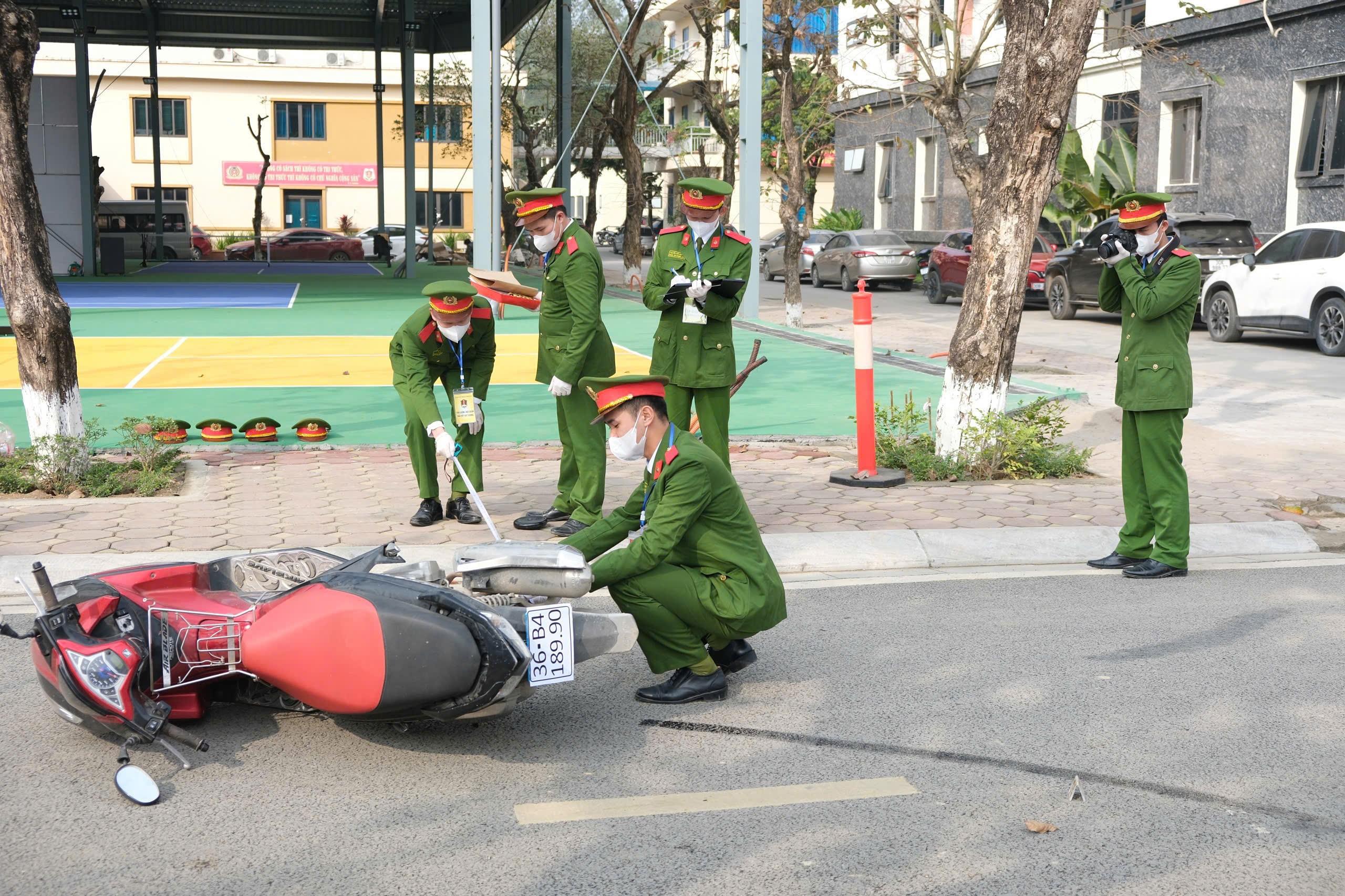 Tổ chức thi tốt nghiệp cho học viên Khóa K60S