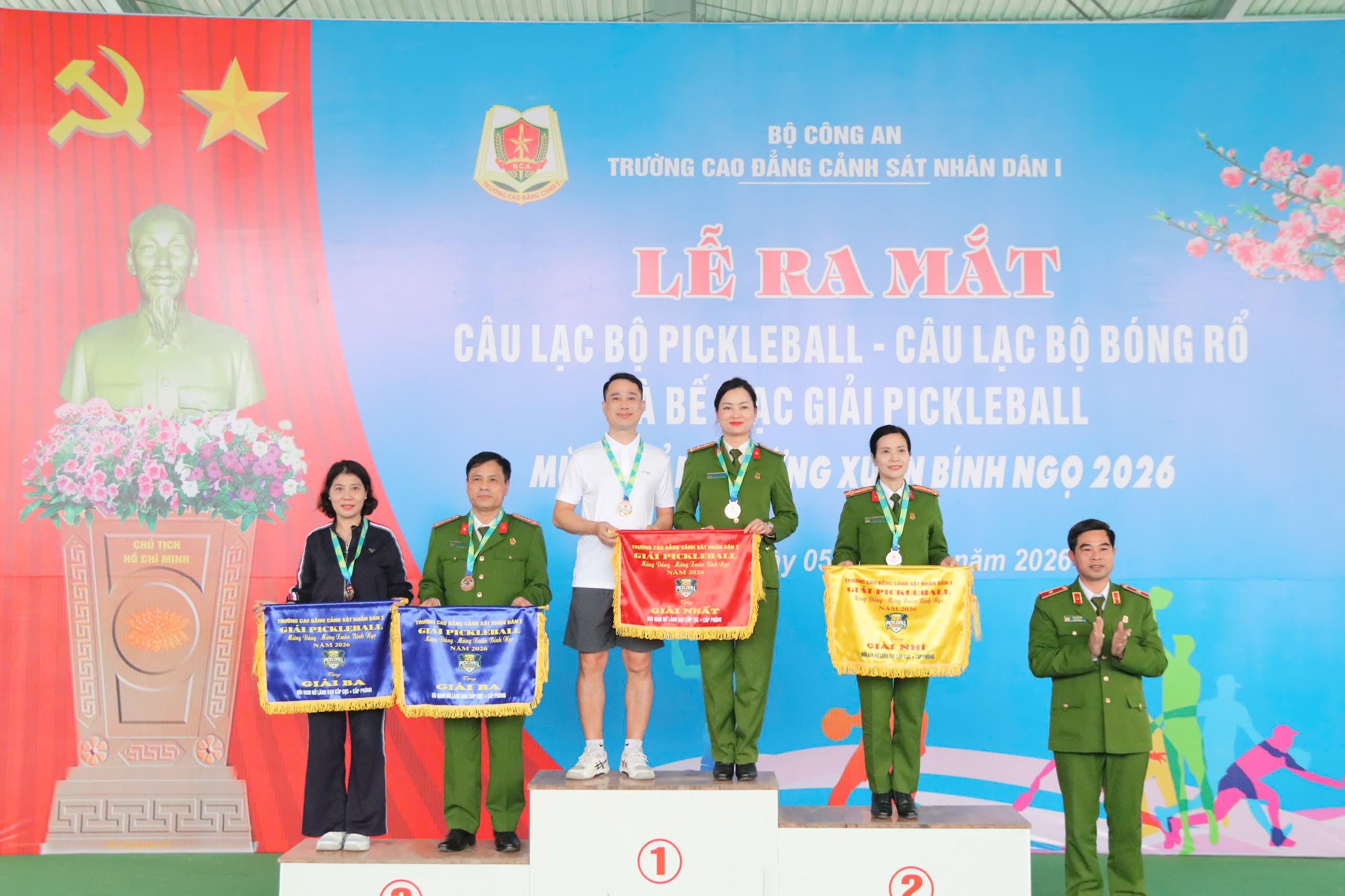 Công bố quyết định thành lập Câu lạc bộ Pickeball, Câu lạc bộ Bóng rổ và Bế mạc giải Pickeball