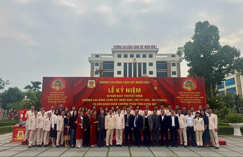 Khoa trinh sát Cảnh sát thi đua lập thành tích phấn đấu hoàn thành tốt chương trình năm học 2025 - 2026