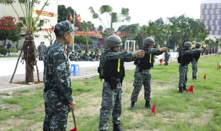 Cảnh sát cơ động sẵn sàng bảo vệ tuyệt đối an ninh, an toàn “Ngày hội của non sông”