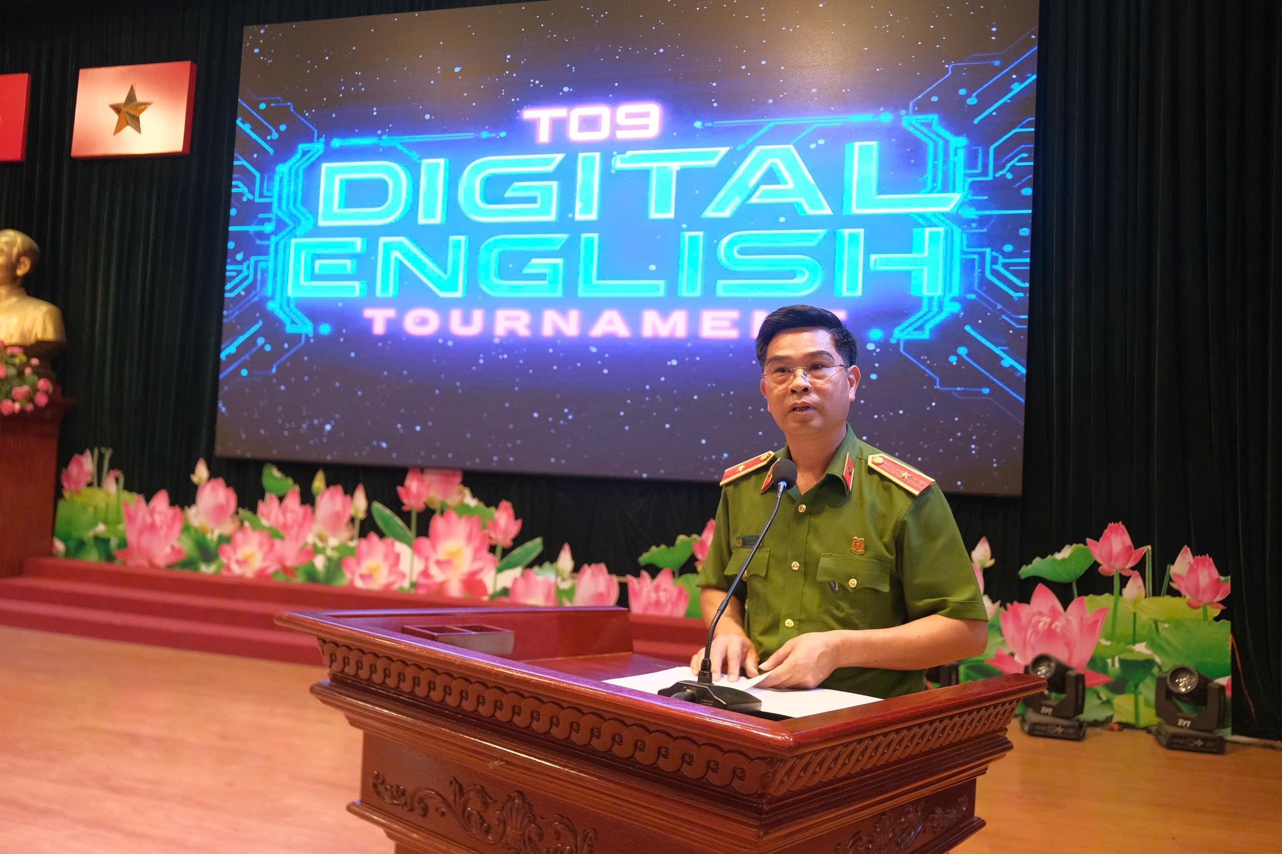 Khoa Ngoại ngữ - Tin học tổ chức cuộc thi Học sinh giỏi môn tiếng Anh cho học viên K61S