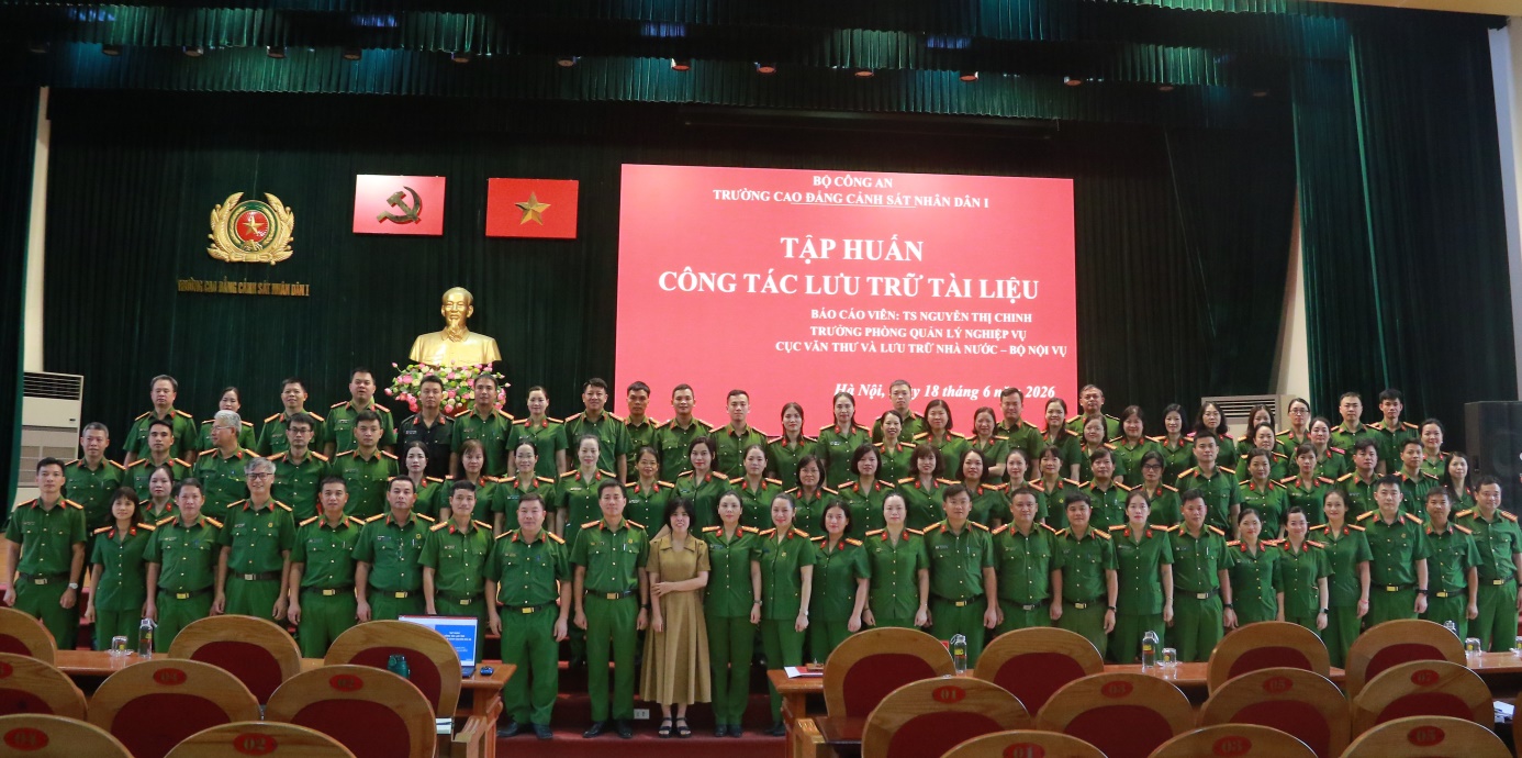 Tập huấn về công tác lưu trữ tài liệu